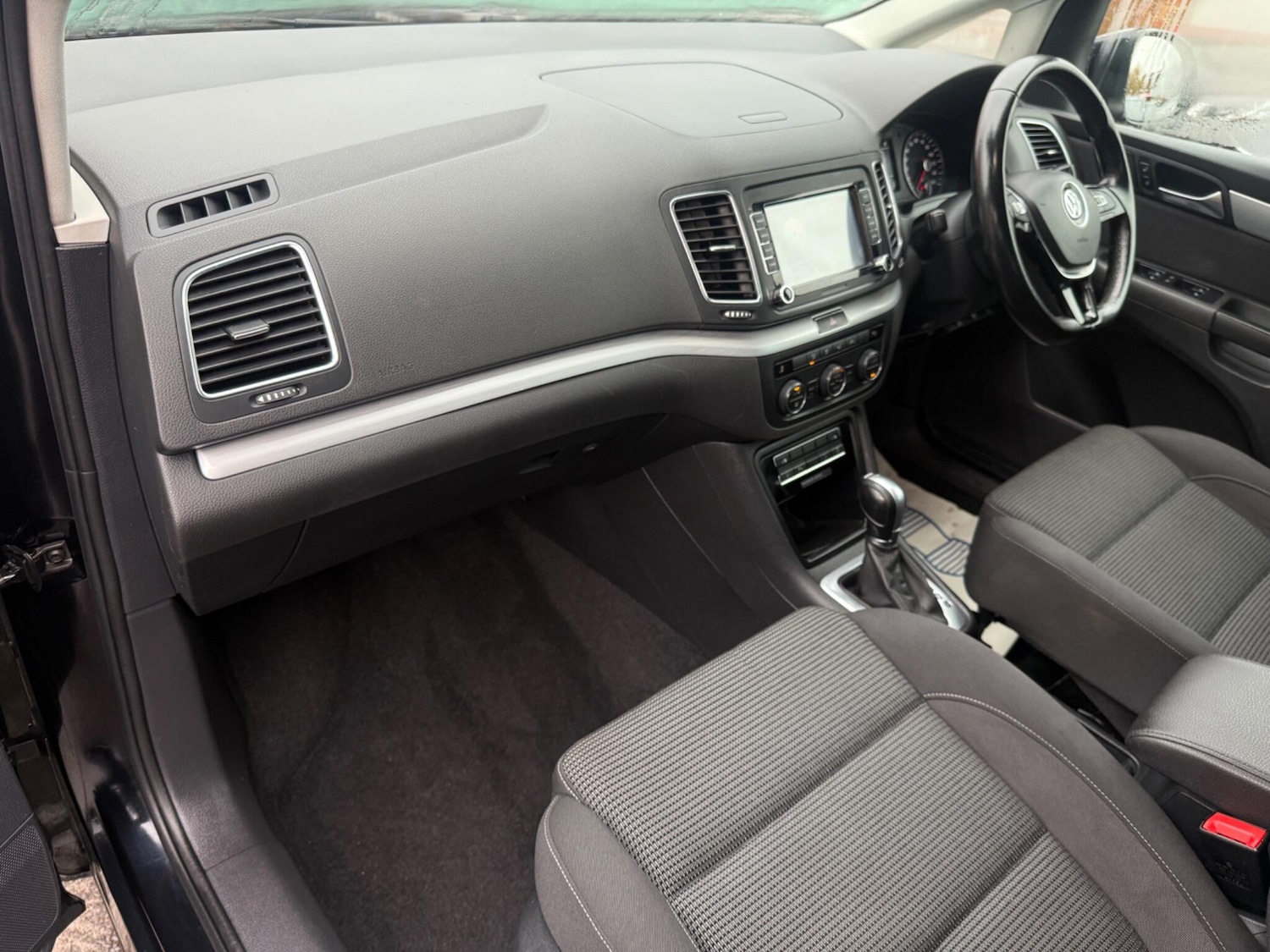 Used Volkswagen Sharan 2019 for sale - 77386389: Photo 17