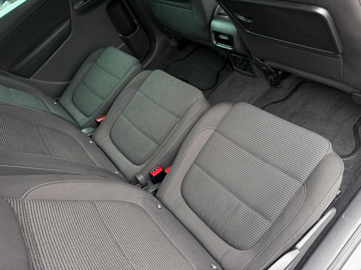 Used Volkswagen Sharan 2019 for sale - 77386389: Photo 29