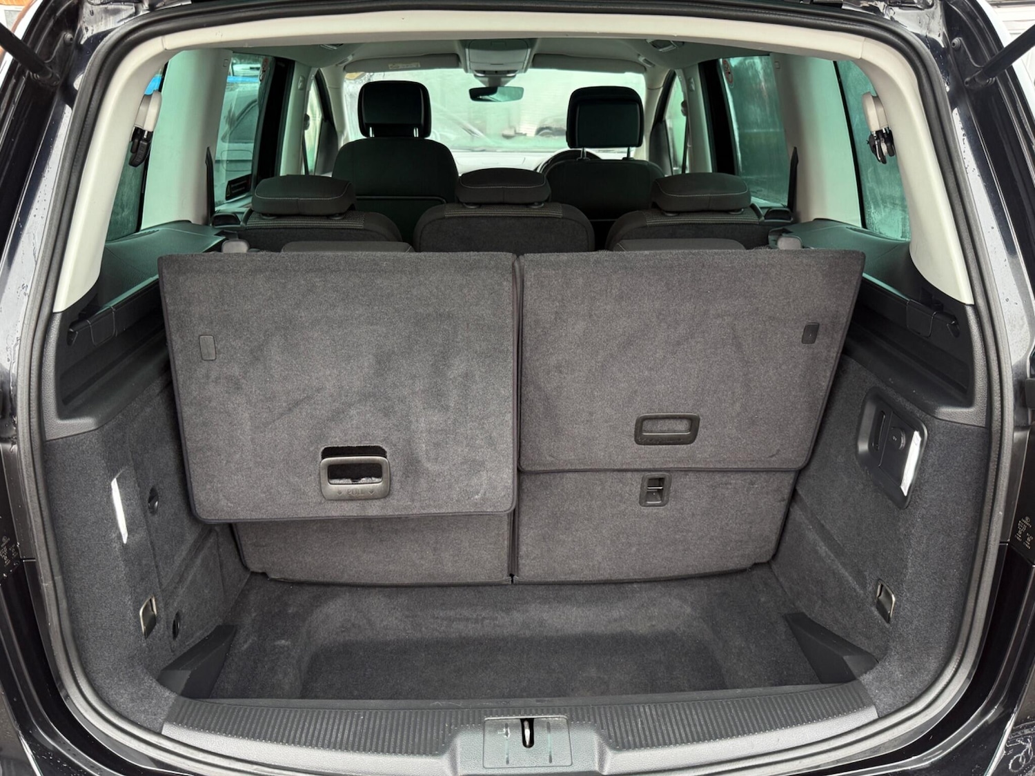 Used Volkswagen Sharan 2019 for sale - 77386389: Photo 49