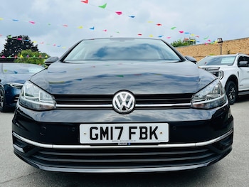Used Volkswagen Golf 2017 for sale - 75719562: Photo