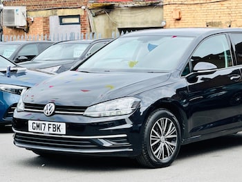 Used Volkswagen Golf 2017 for sale - 75719562: Photo