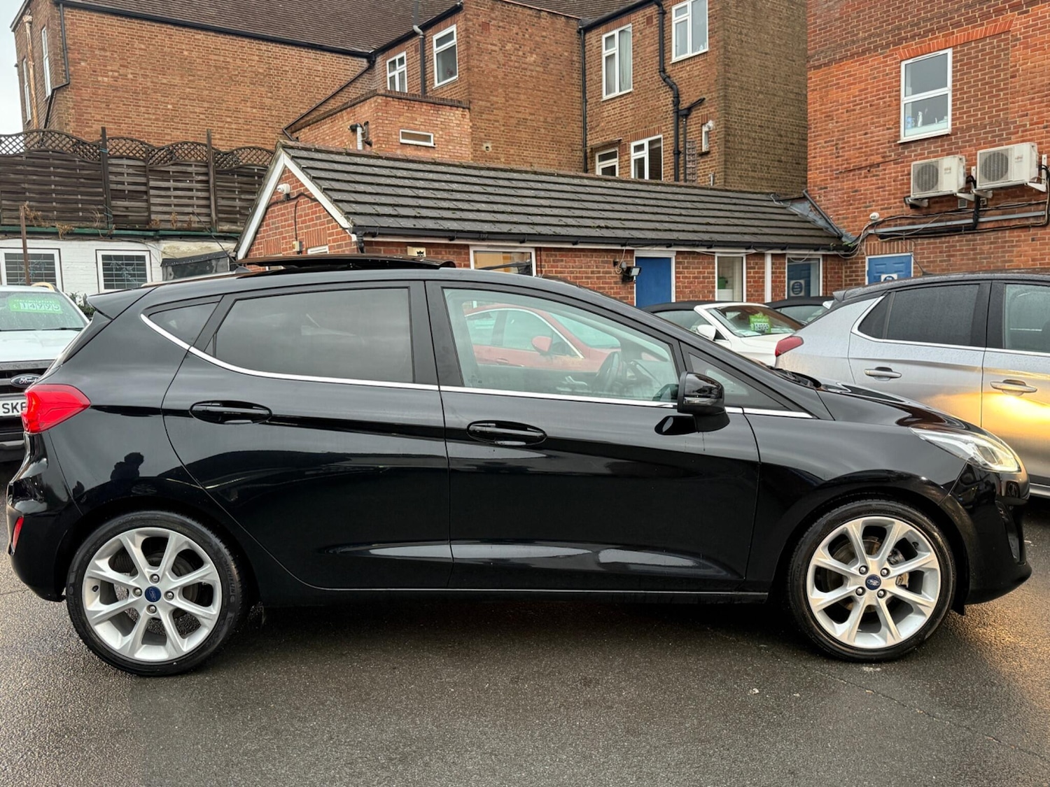 Used Ford Fiesta 2017 for sale - 76585110: Photo 14