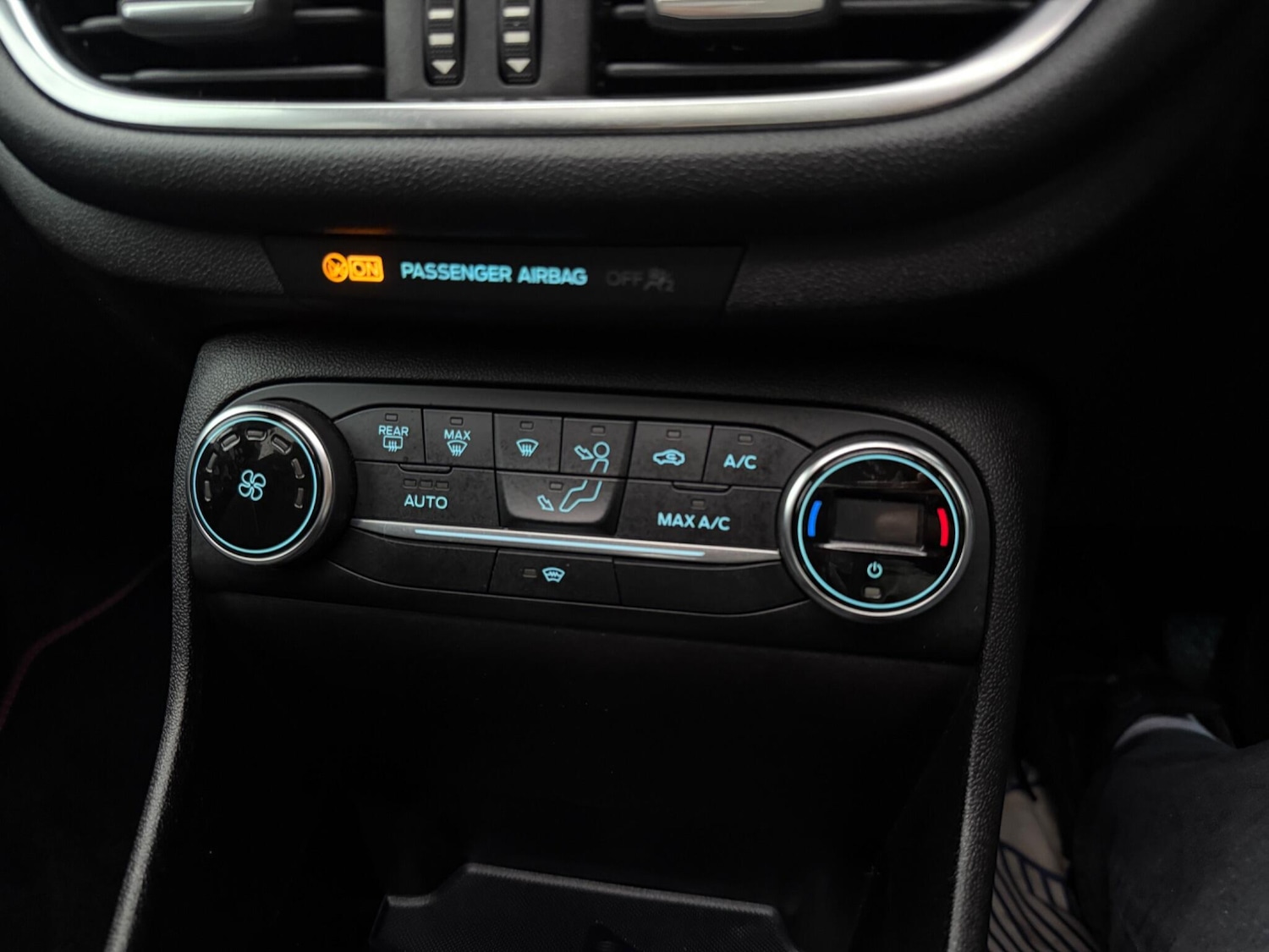 Used Ford Fiesta 2017 for sale - 76585110: Photo 37