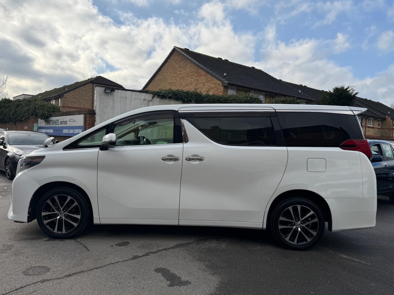 Used Toyota Alphard 2025 for sale - 77345112: Photo 10