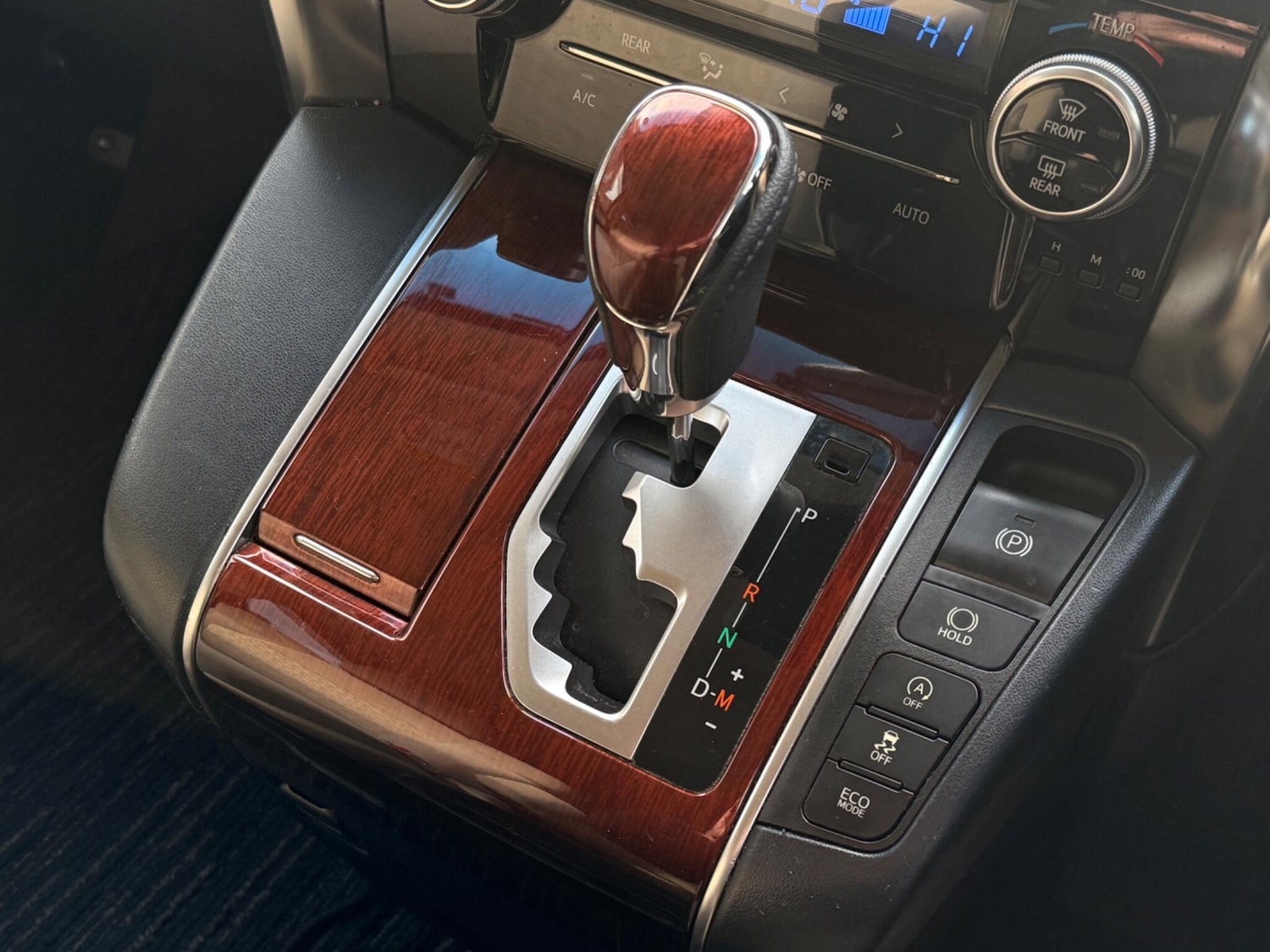 Used Toyota Alphard 2025 for sale - 77345112: Photo 17