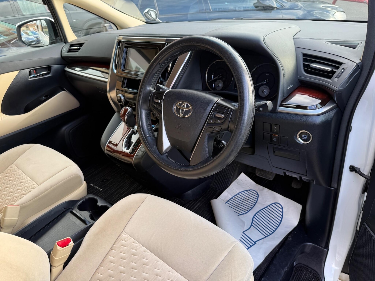 Used Toyota Alphard 2025 for sale - 77345112: Photo 22