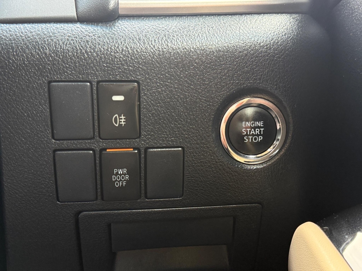 Used Toyota Alphard 2025 for sale - 77345112: Photo 33