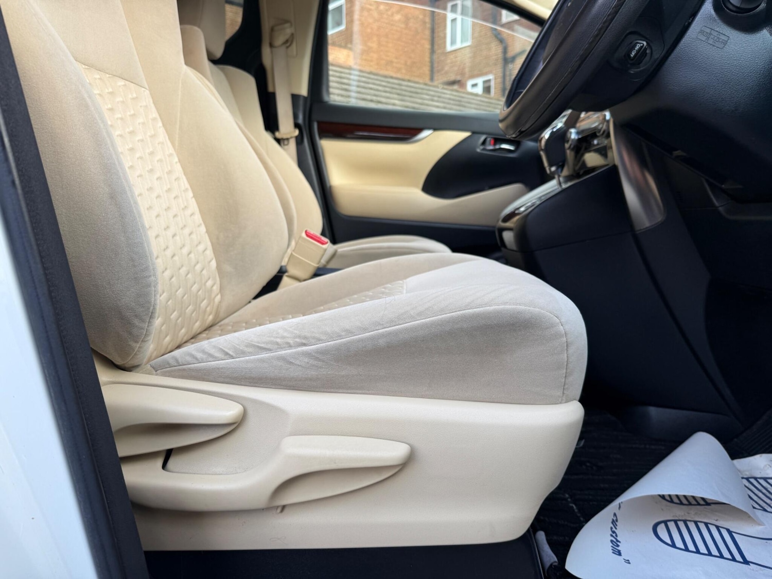 Used Toyota Alphard 2025 for sale - 77345112: Photo 48