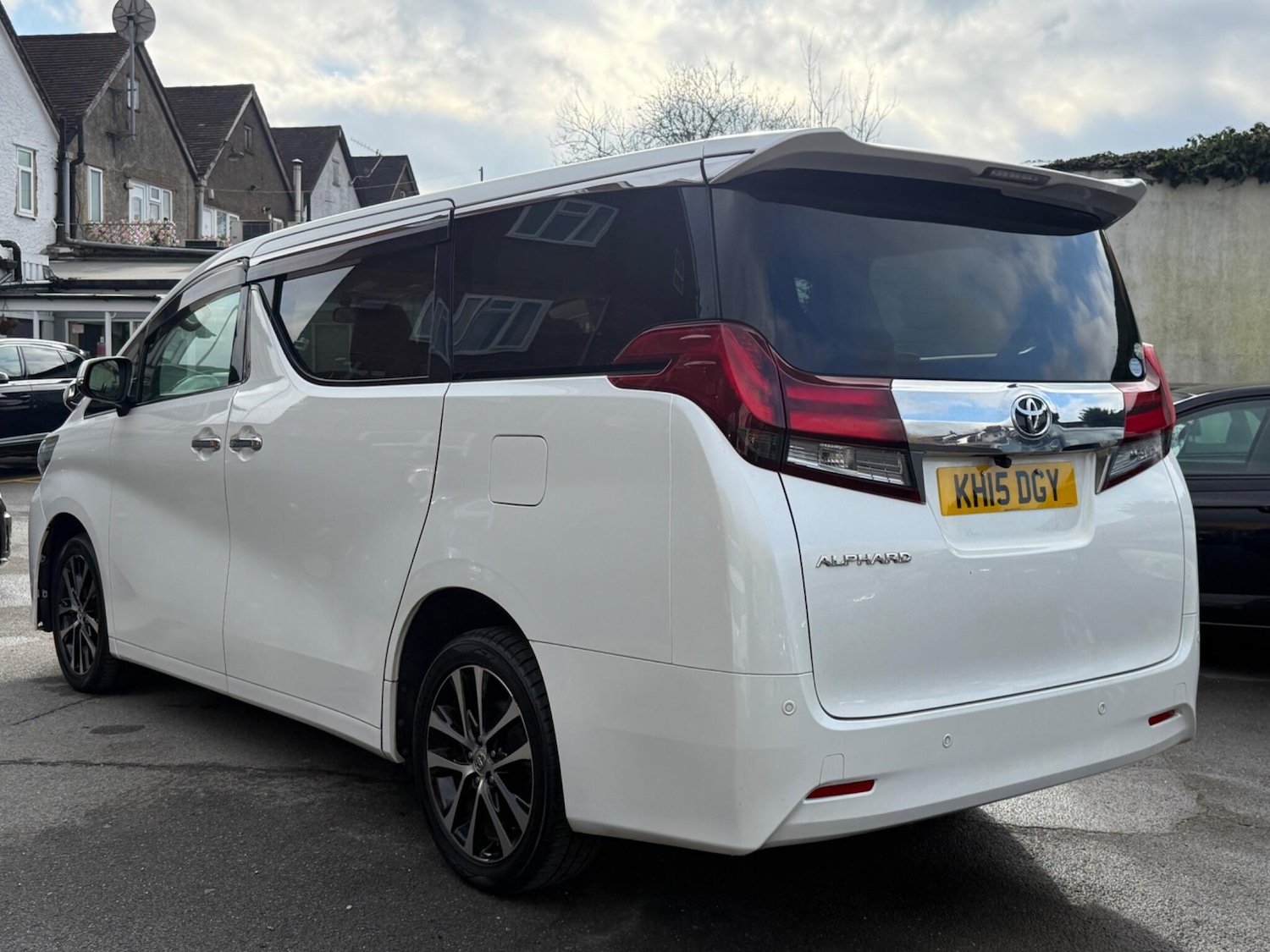 Used Toyota Alphard 2025 for sale - 77345112: Photo 9
