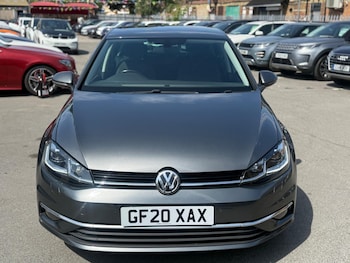 Used Volkswagen Golf 2020 for sale - 75564125: Photo