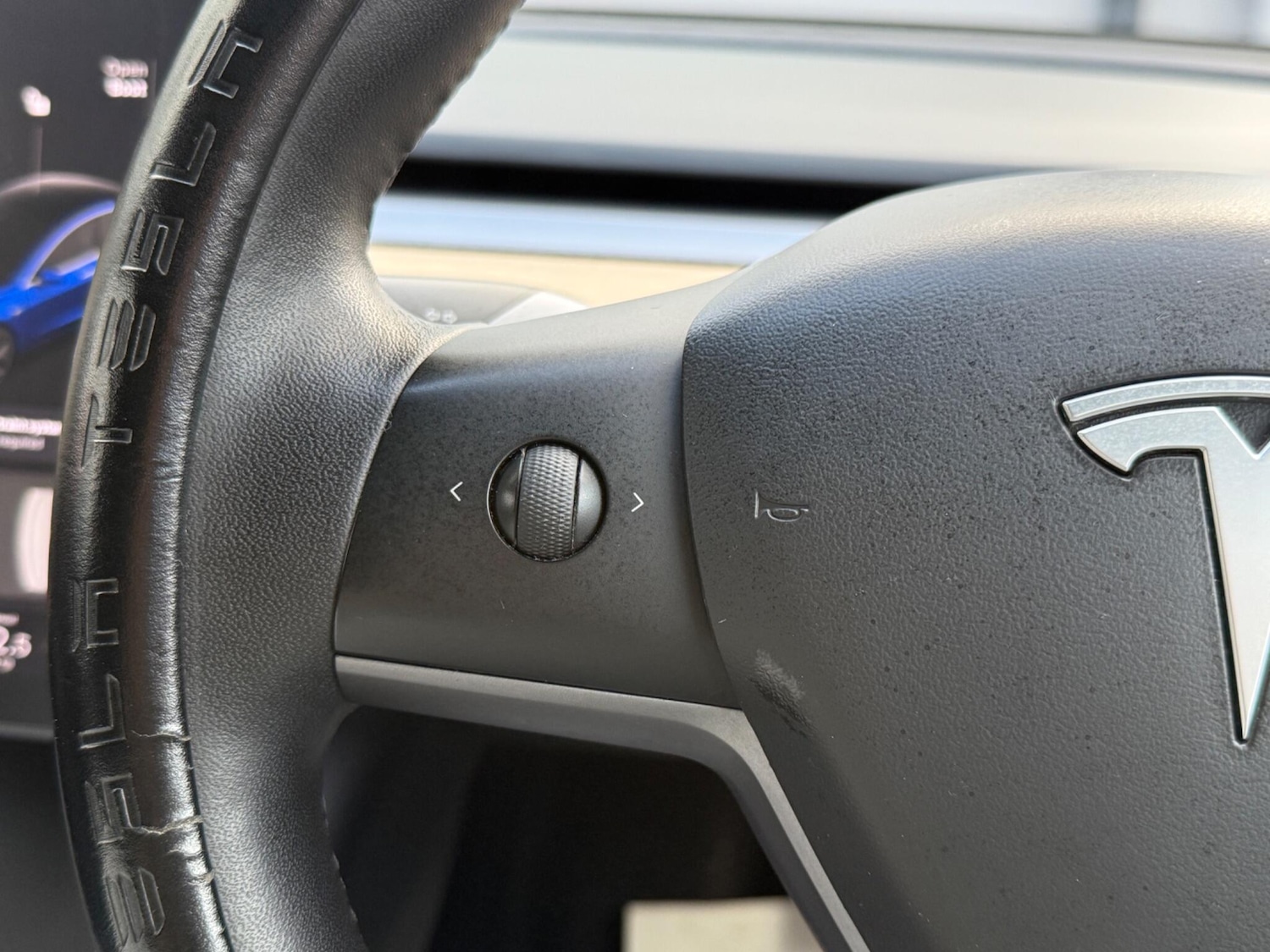 Used Tesla Model 3 2020 for sale - 76936679: Photo 26