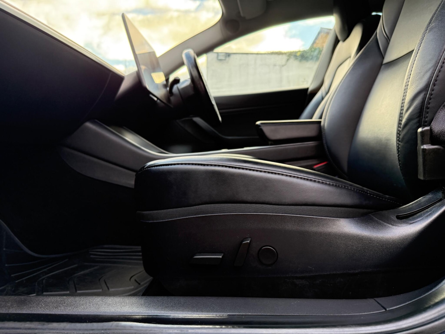 Used Tesla Model 3 2020 for sale - 76936679: Photo 35