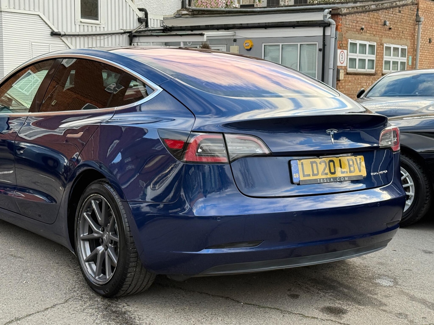 Used Tesla Model 3 2020 for sale - 76936679: Photo 5