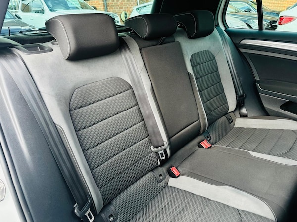 Used Volkswagen Golf 2019 for sale - 76215323: Photo 28