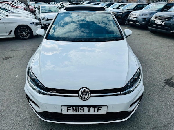 Used Volkswagen Golf 2019 for sale - 76215323: Photo 2