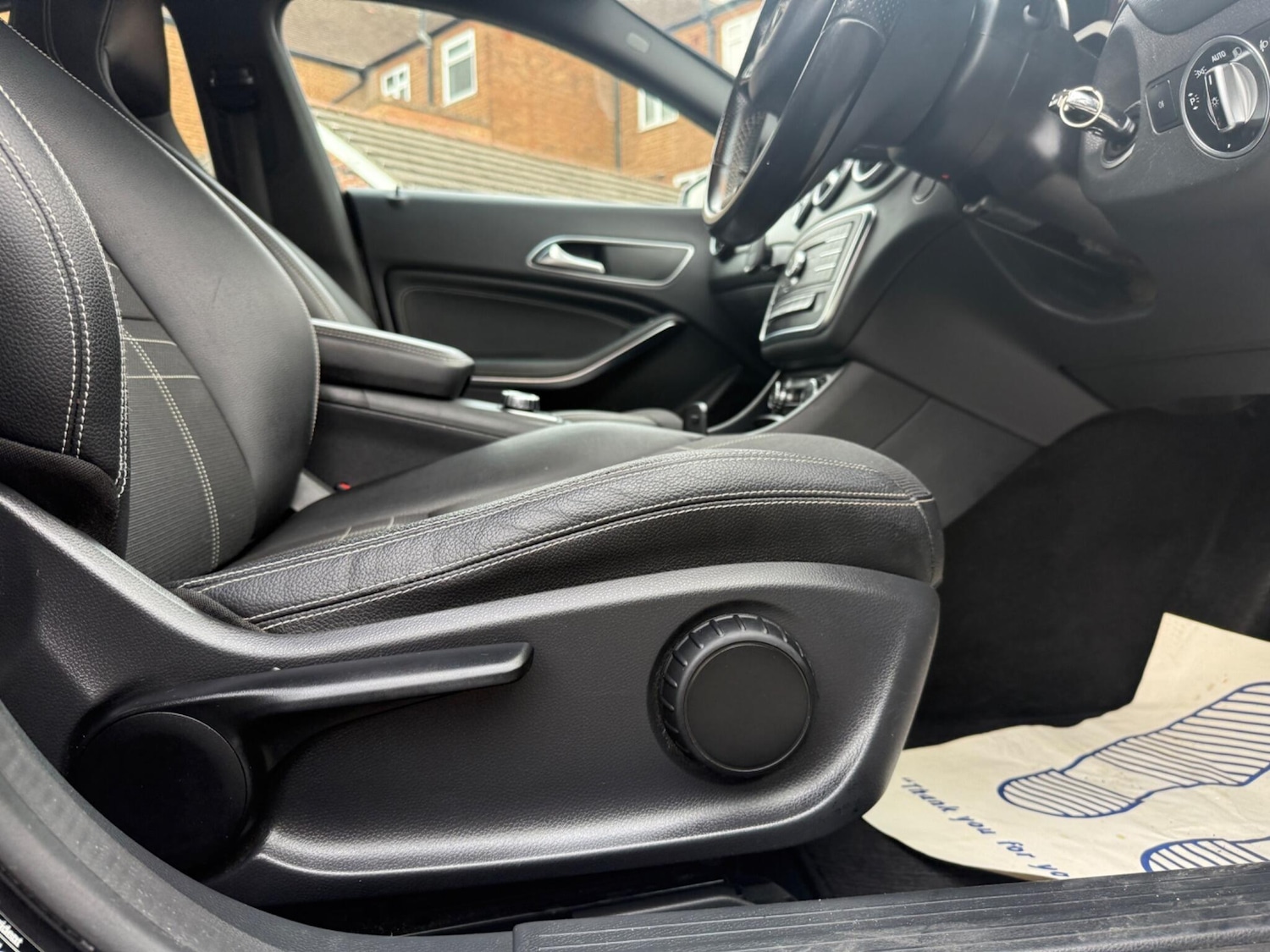 Used Mercedes-Benz CLA 2015 for sale - 76336055: Photo 21