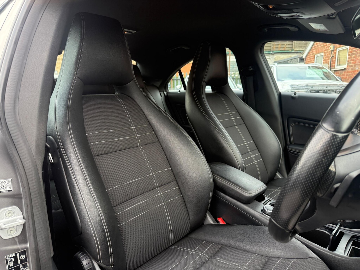 Used Mercedes-Benz CLA 2015 for sale - 76336055: Photo 23