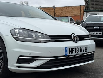 Used Volkswagen Golf 2018 for sale - 77143085: Photo