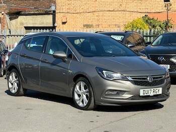 Used Vauxhall Astra 2017 for sale - 77940615: Photo