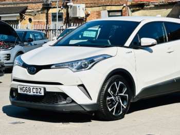 Used Toyota C-HR 2019 for sale - 74522045: Photo
