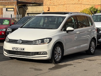 Used Volkswagen Touran 2015 for sale - 76472893: Photo
