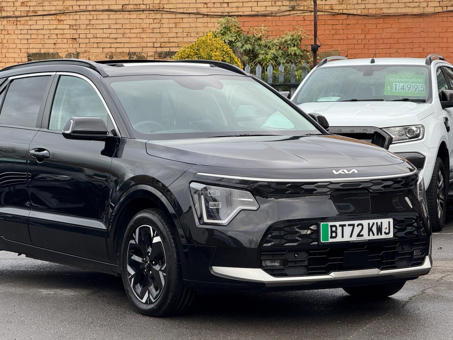 Used Kia Niro 2023 for sale - 77254930: Photo 2