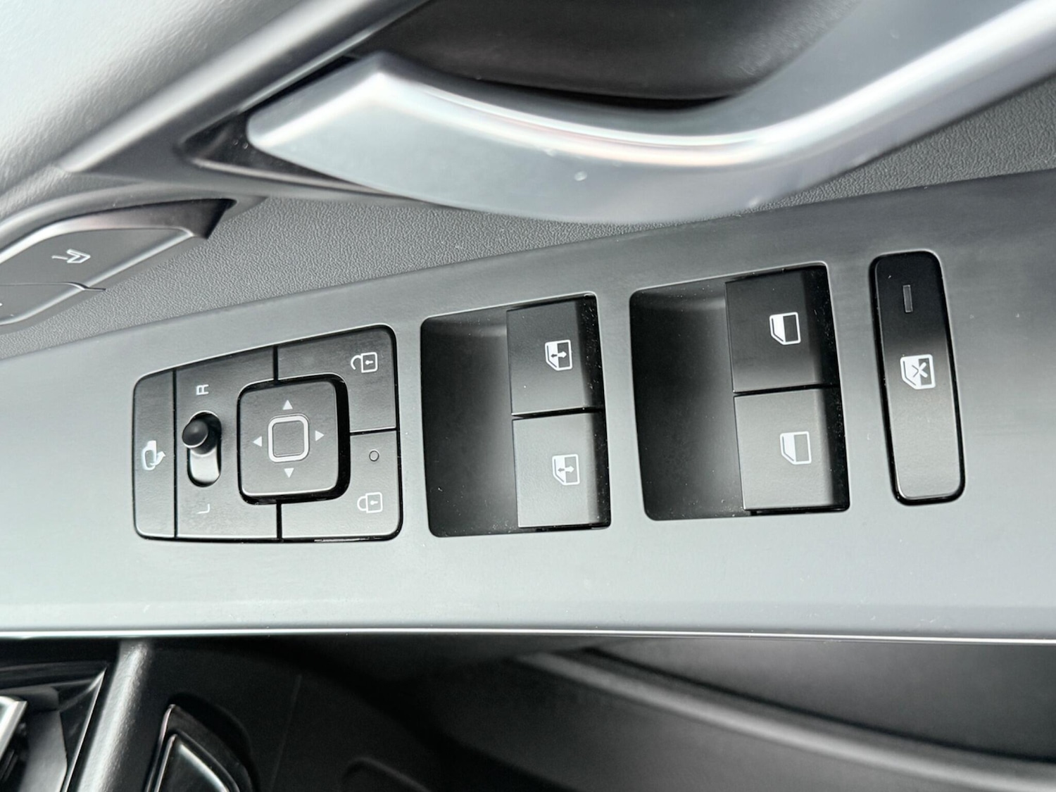 Used Kia Niro 2023 for sale - 77254930: Photo 33