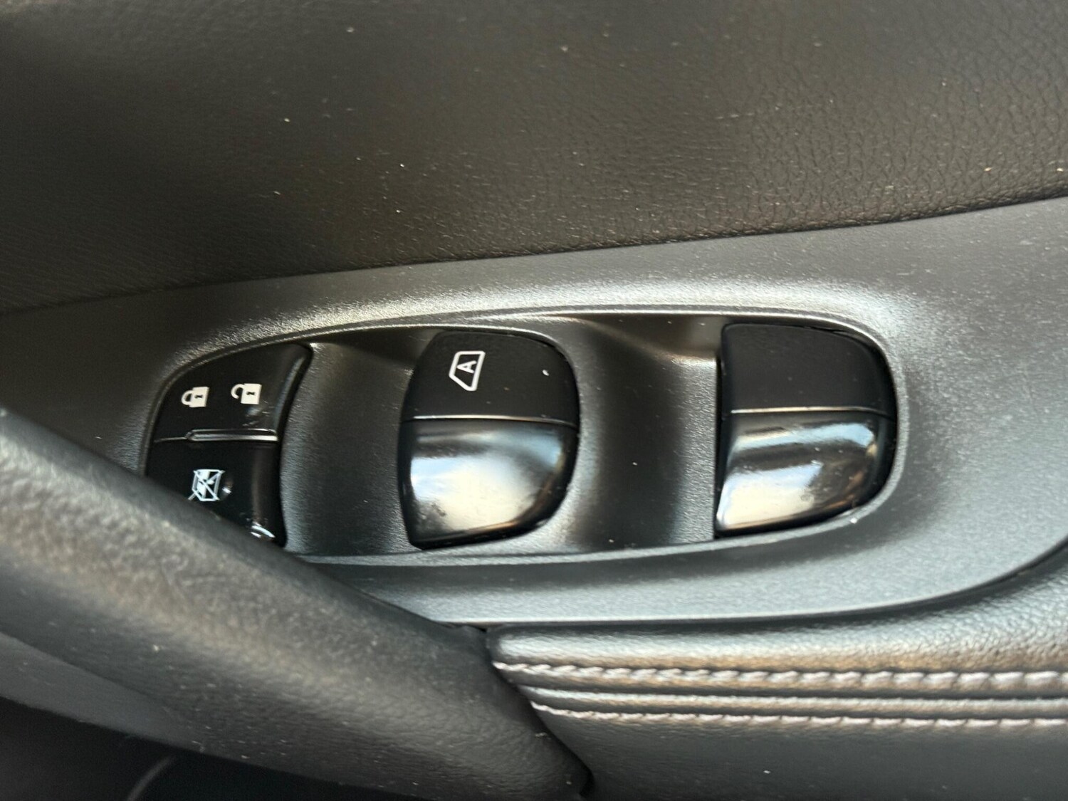 Used Nissan X-Trail 2017 for sale - 77564625: Photo 30