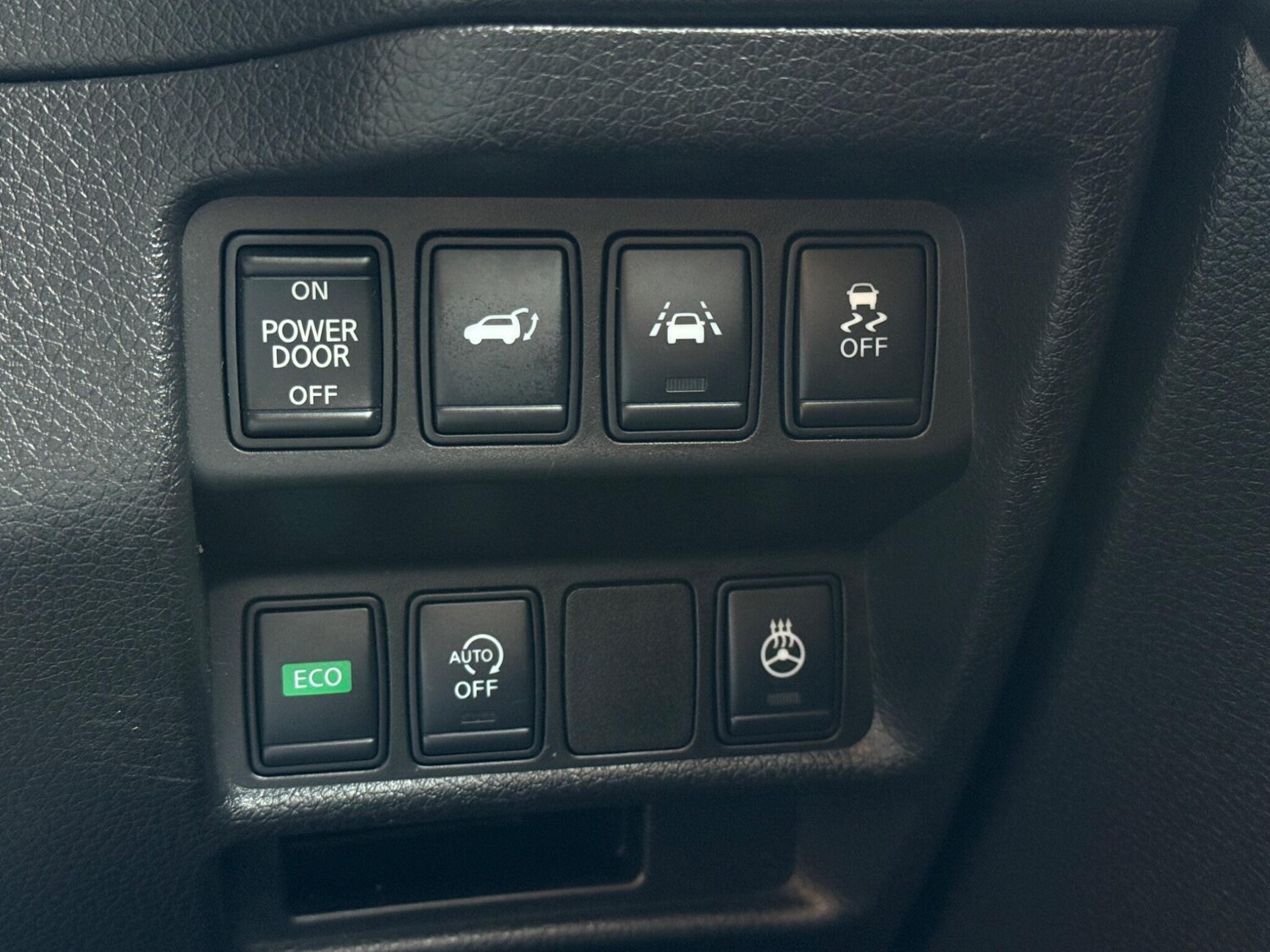 Used Nissan X-Trail 2017 for sale - 77564625: Photo 31