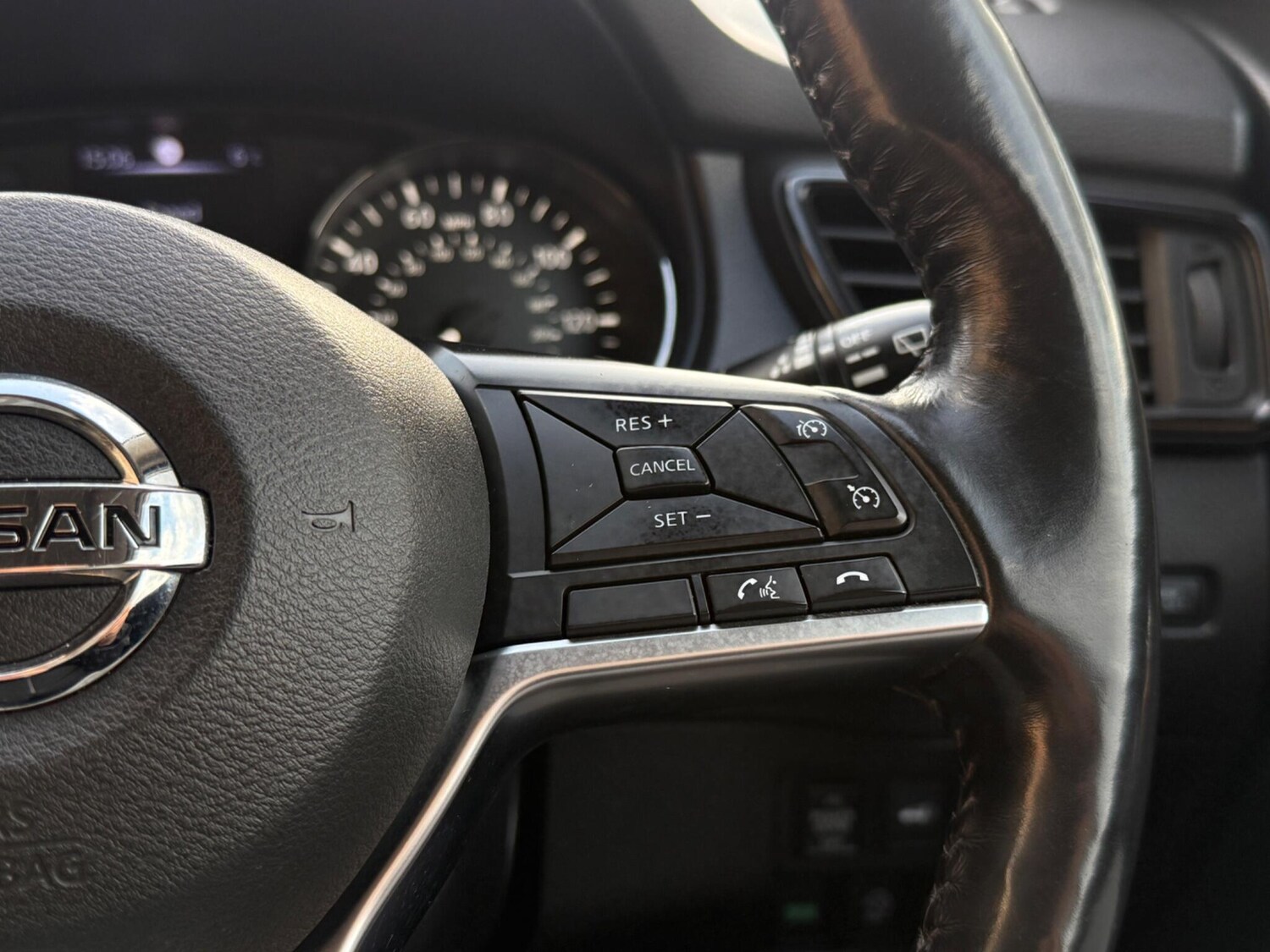 Used Nissan X-Trail 2017 for sale - 77564625: Photo 32