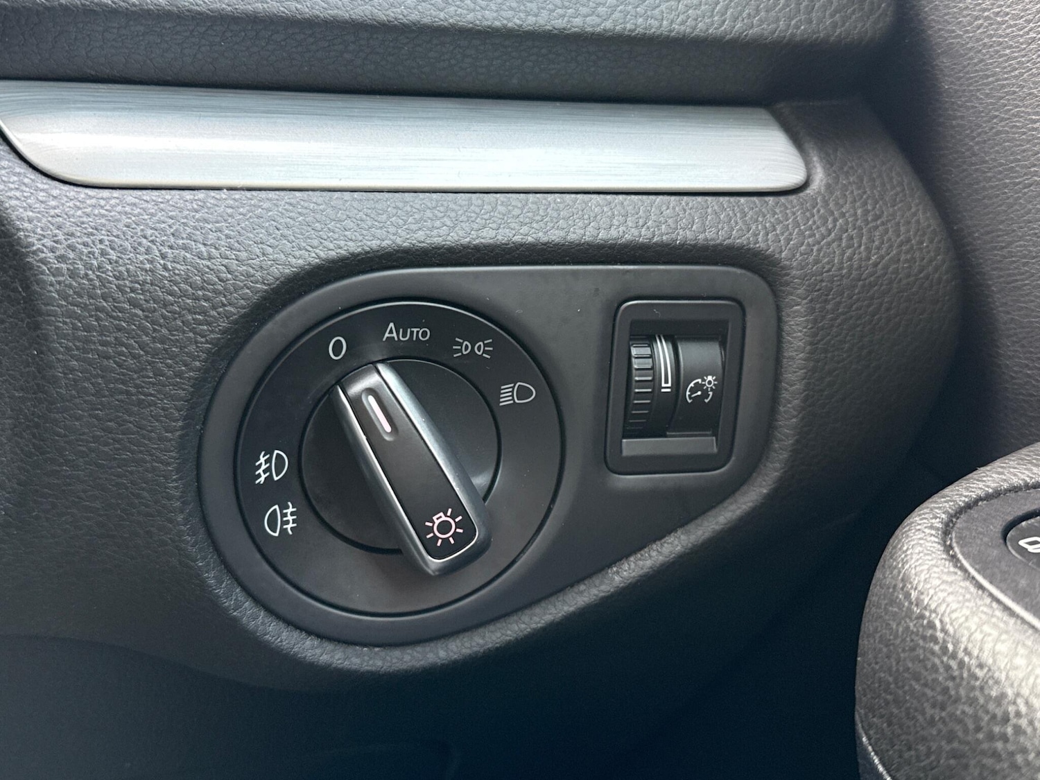 Used Volkswagen Sharan 2025 for sale - 77074075: Photo 29