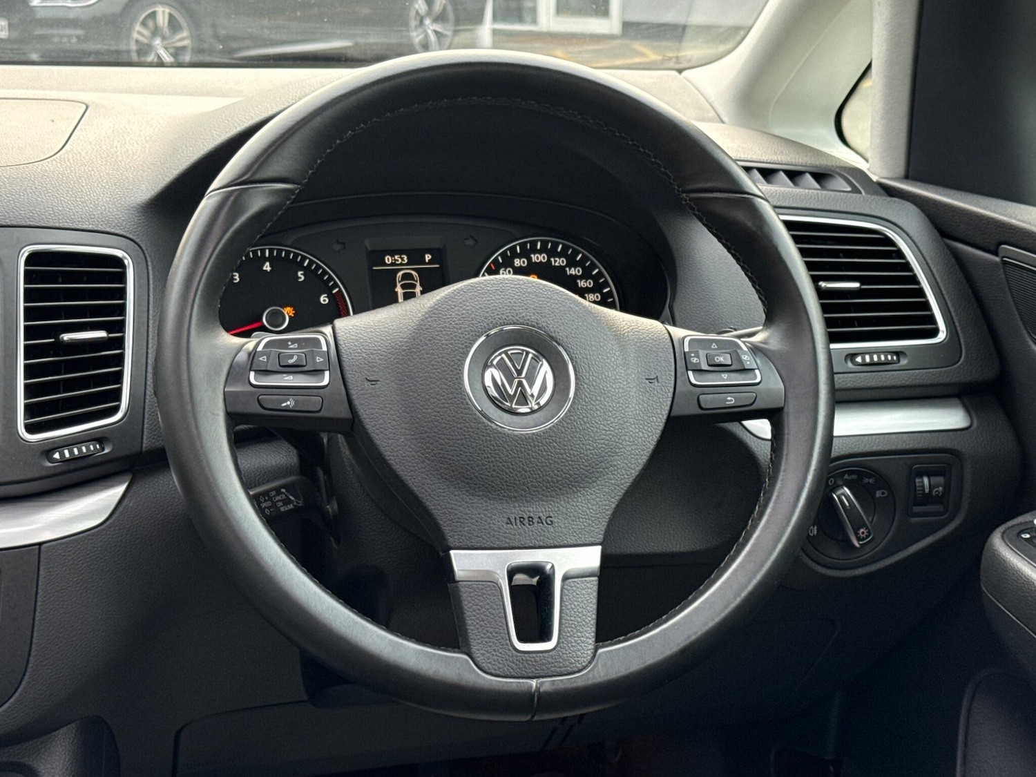 Used Volkswagen Sharan 2025 for sale - 77074075: Photo 38