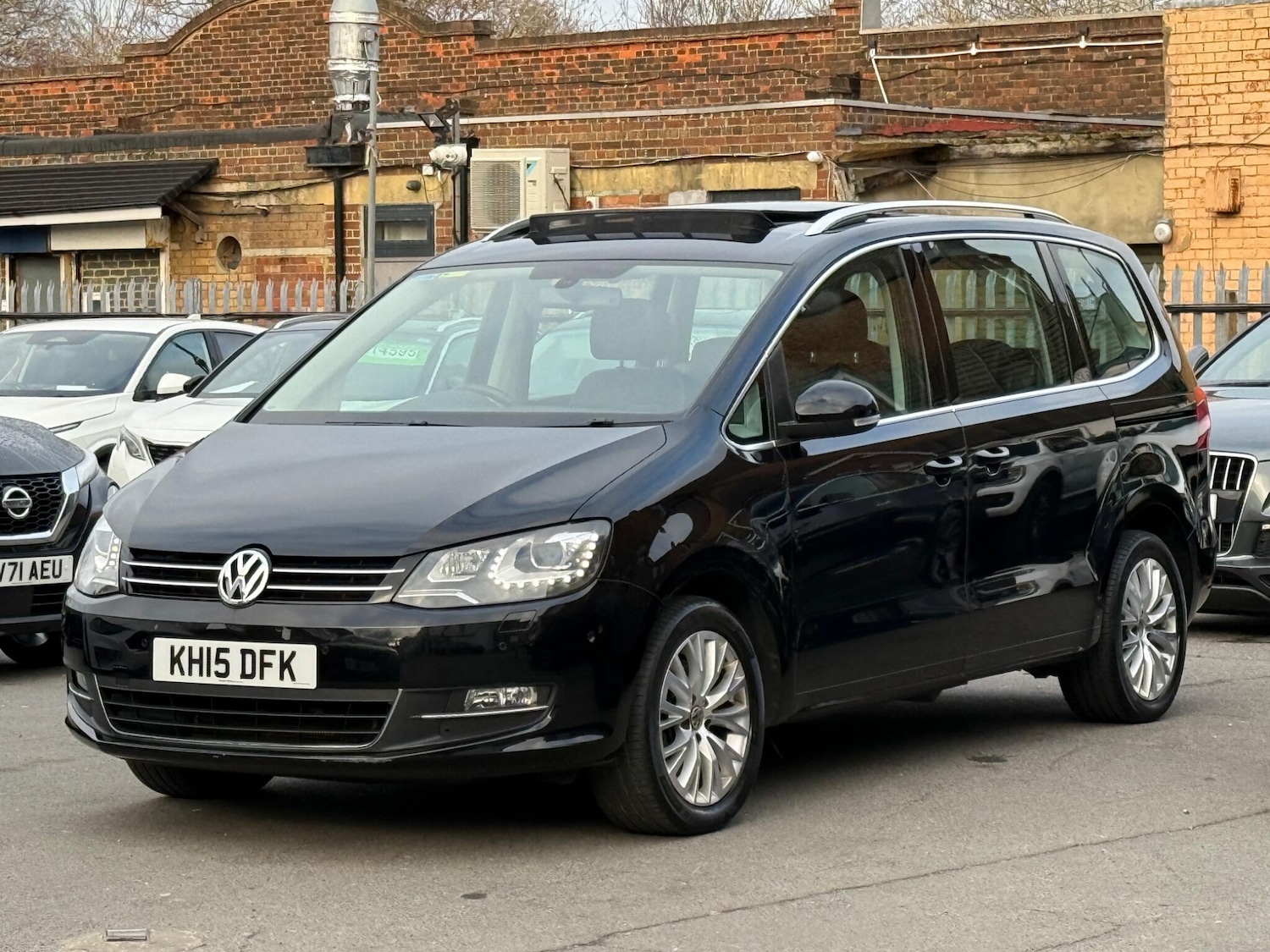Used Volkswagen Sharan 2025 for sale - 77074075: Photo 4