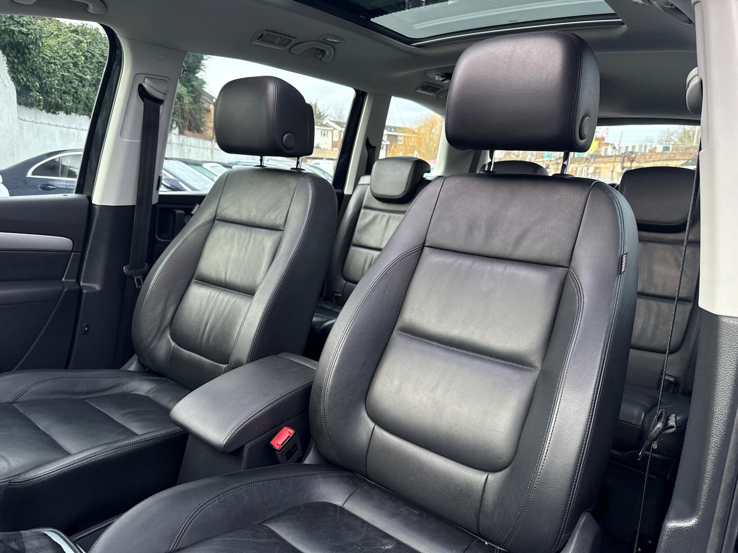 Used Volkswagen Sharan 2025 for sale - 77074075: Photo 40