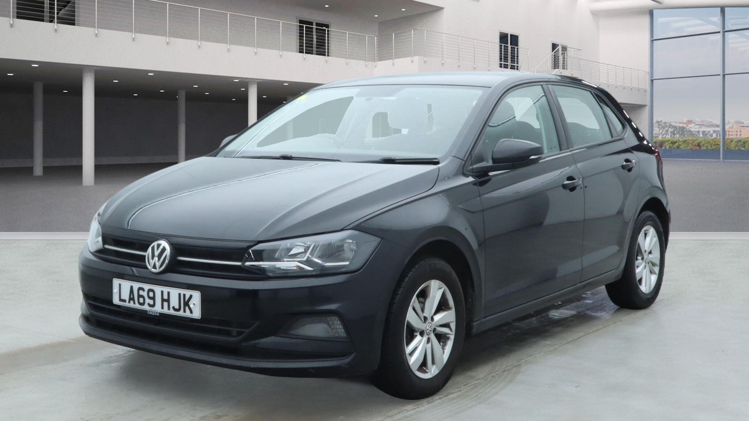 Used Volkswagen Polo for sale - 77267717: Photo 2
