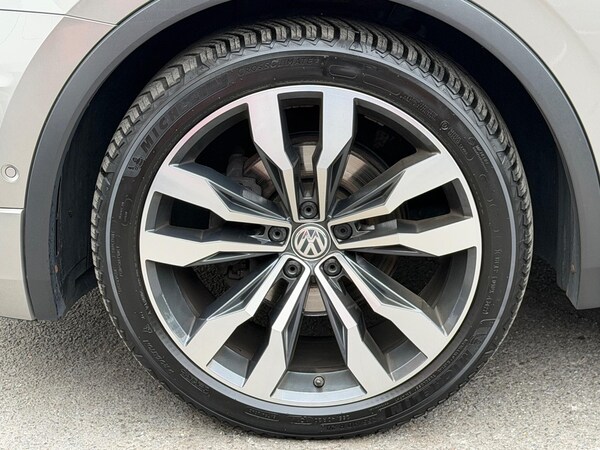 Used Volkswagen Tiguan 2019 for sale - 76294476: Photo 32