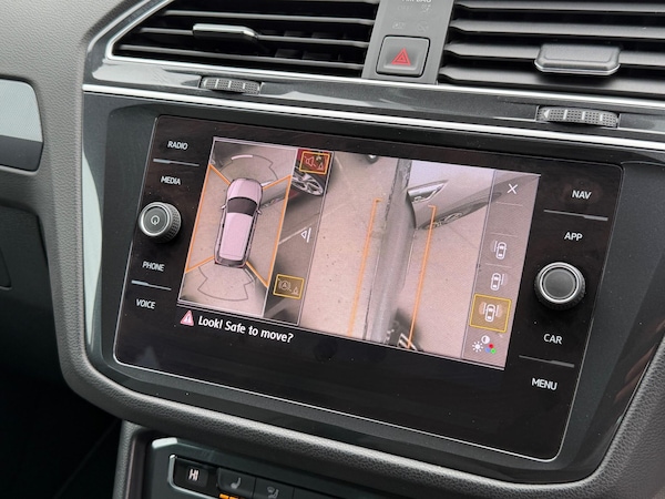 Used Volkswagen Tiguan 2019 for sale - 76294476: Photo 41