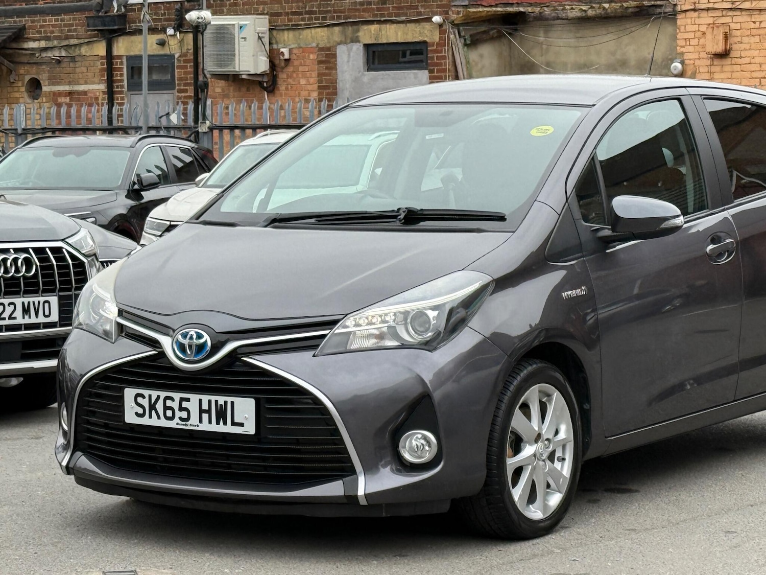 Used Toyota Yaris 2015 for sale - 78006598: Photo 3