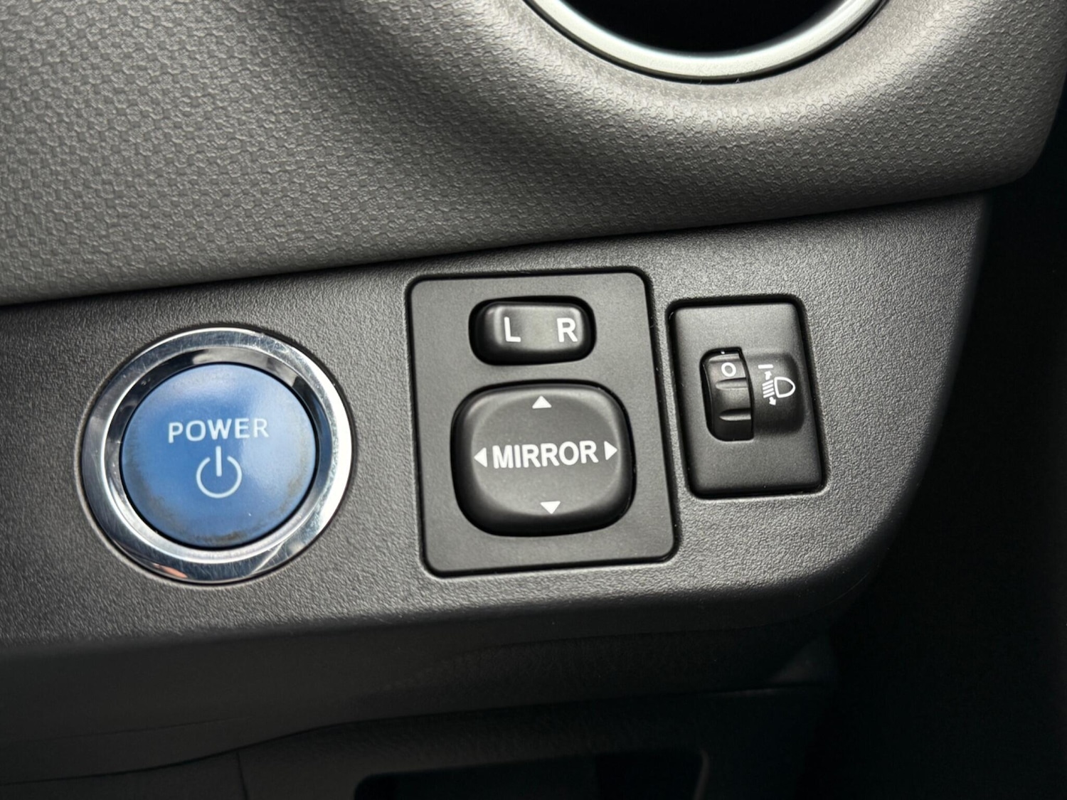 Used Toyota Yaris 2015 for sale - 78006598: Photo 30