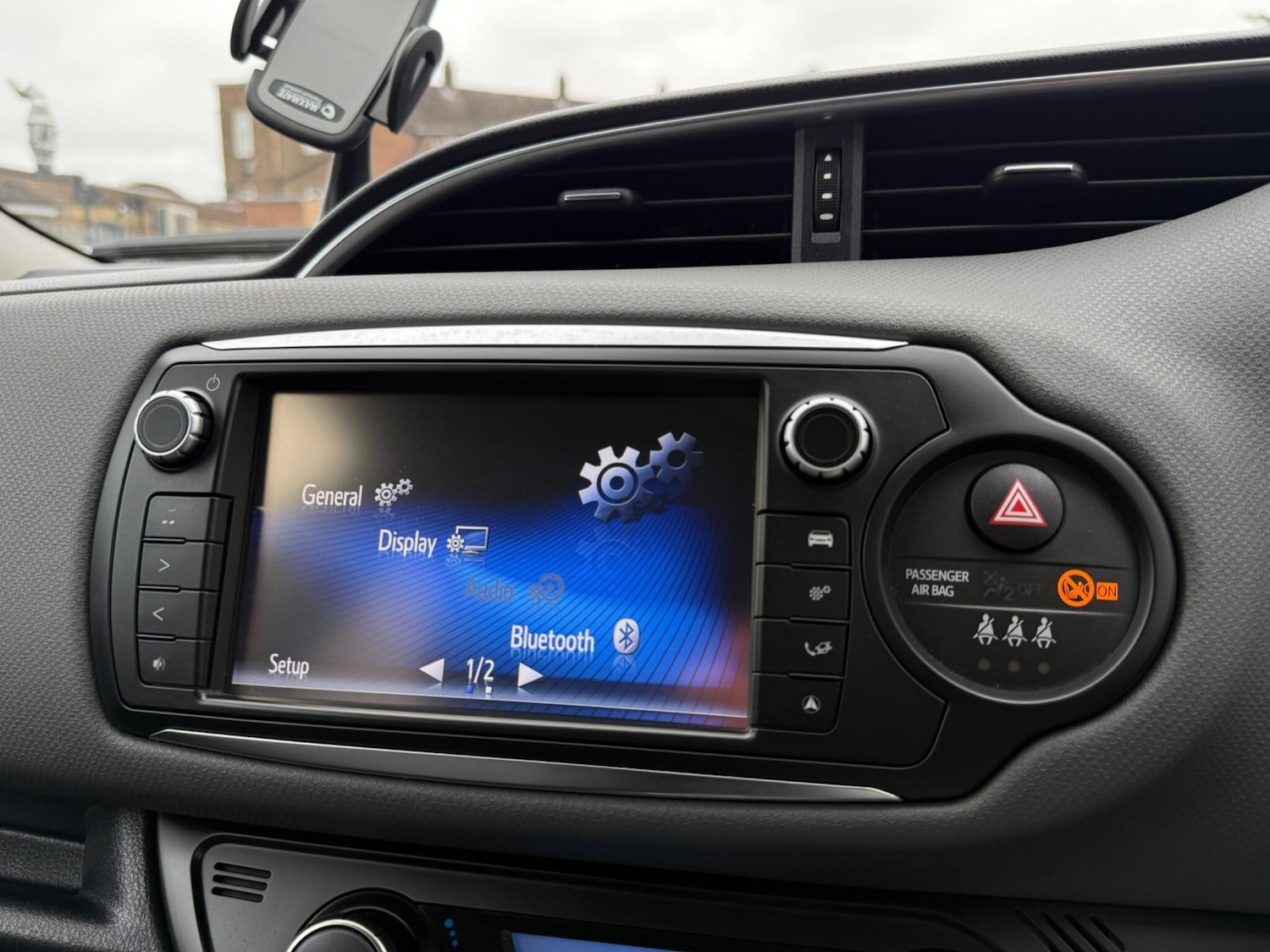 Used Toyota Yaris 2015 for sale - 78006598: Photo 40