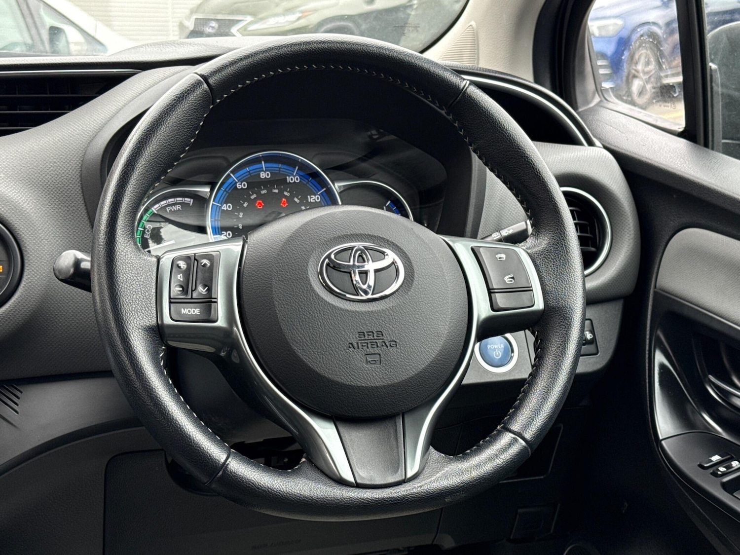 Used Toyota Yaris 2015 for sale - 78006598: Photo 45