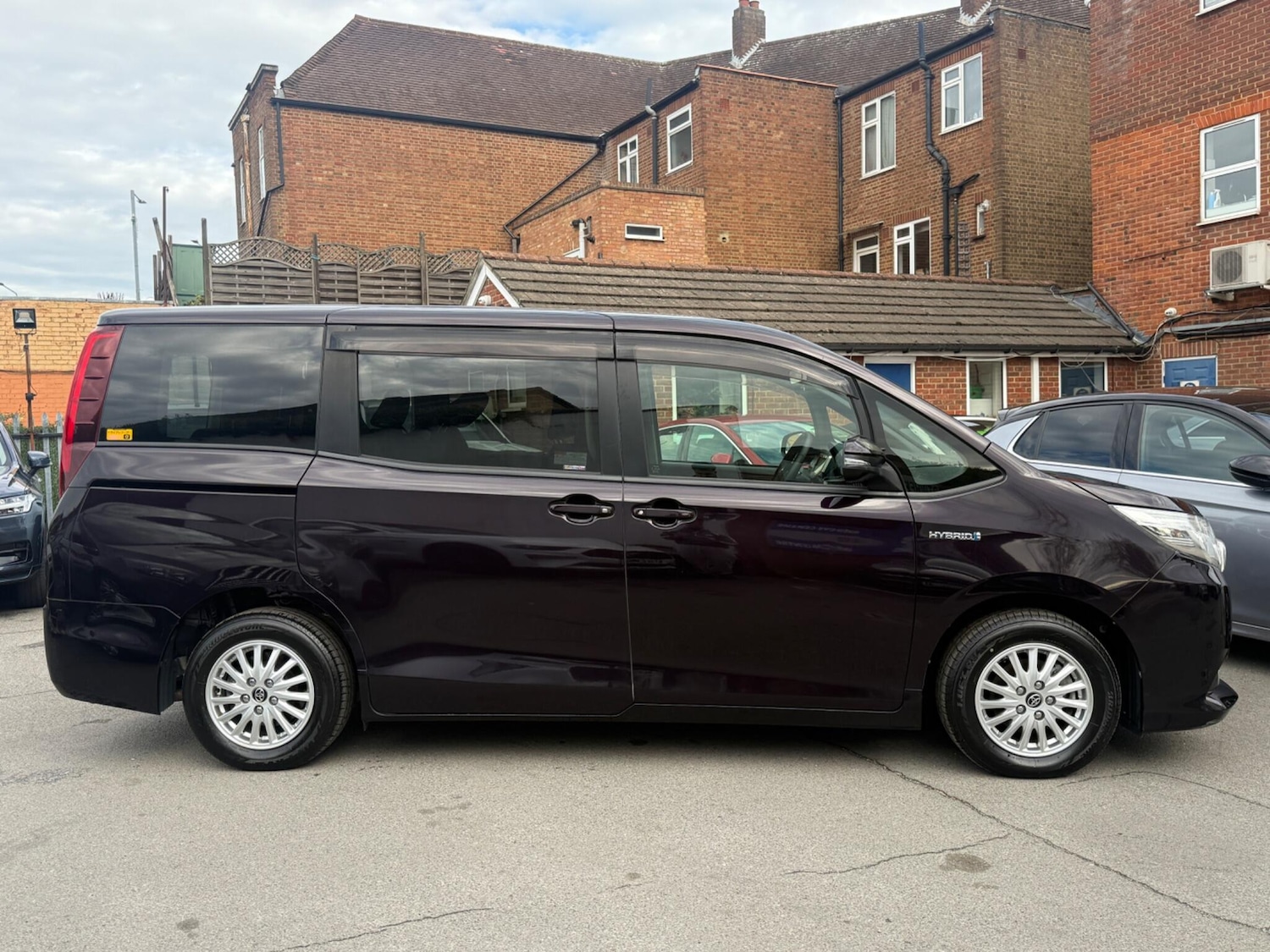 Used Toyota Noah 2025 for sale - 76446647: Photo 13