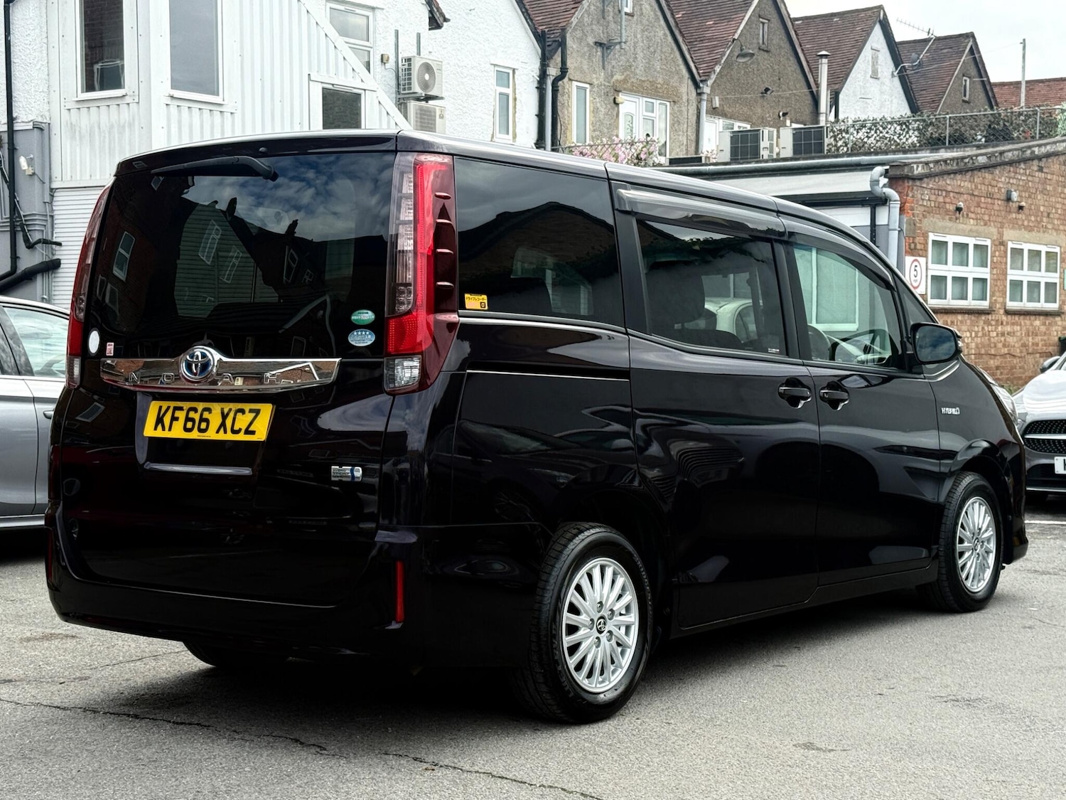 Used Toyota Noah 2025 for sale - 76446647: Photo 14