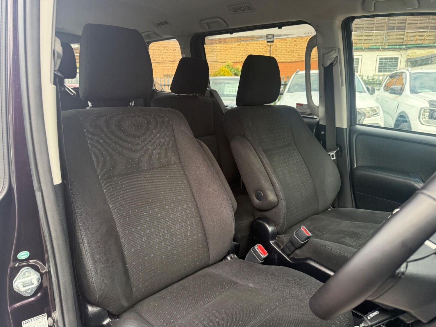 Used Toyota Noah 2025 for sale - 76446647: Photo 21