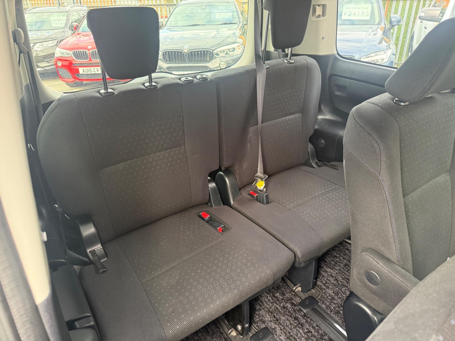 Used Toyota Noah 2025 for sale - 76446647: Photo 27