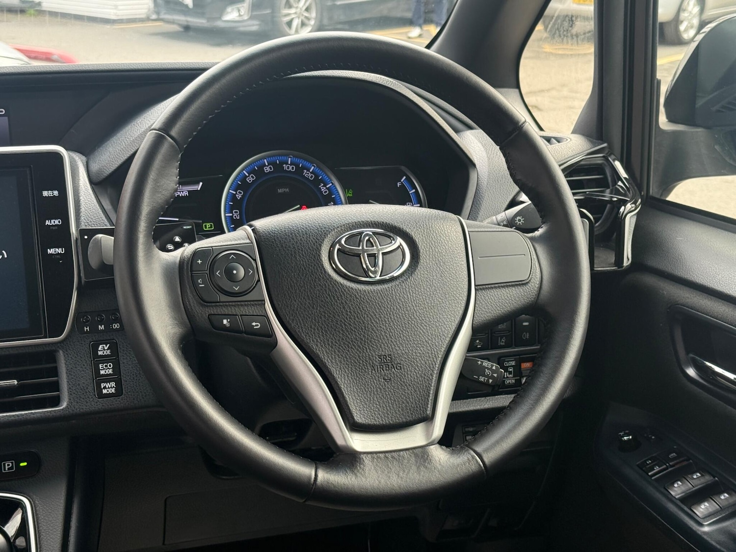 Used Toyota Noah 2025 for sale - 76446647: Photo 42