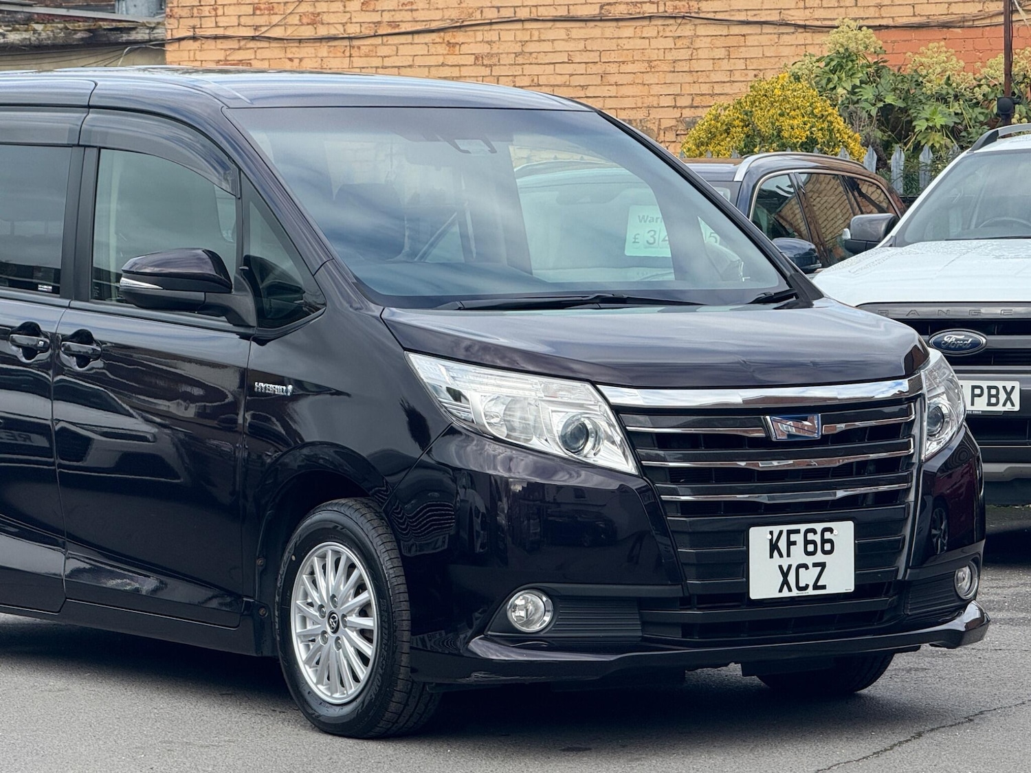 Used Toyota Noah 2025 for sale - 76446647: Photo 7