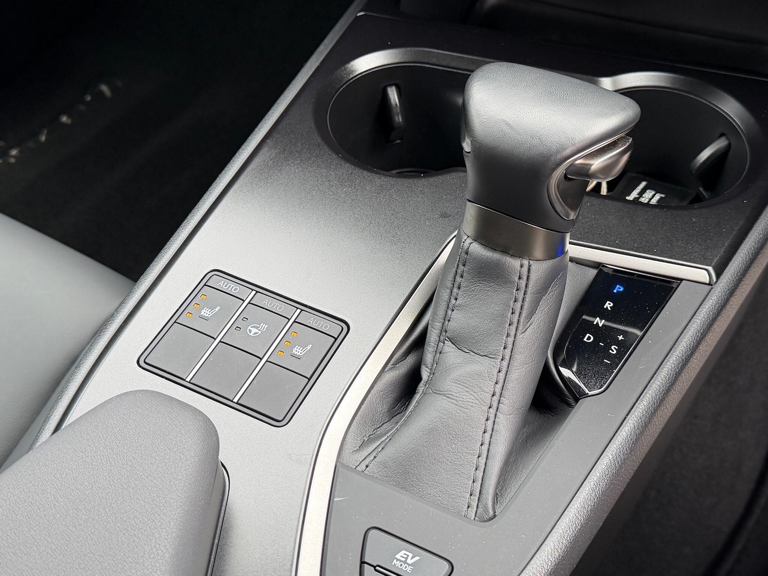 Used Lexus UX 2023 for sale - 76424572: Photo 14