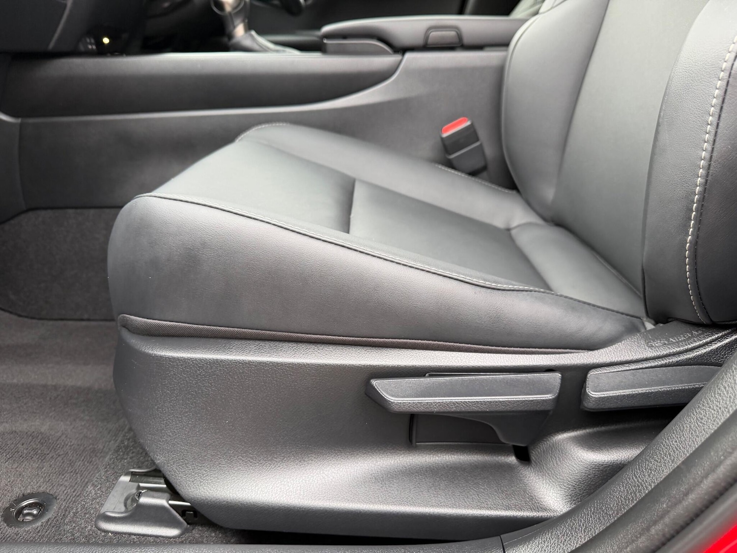 Used Lexus UX 2023 for sale - 76424572: Photo 41