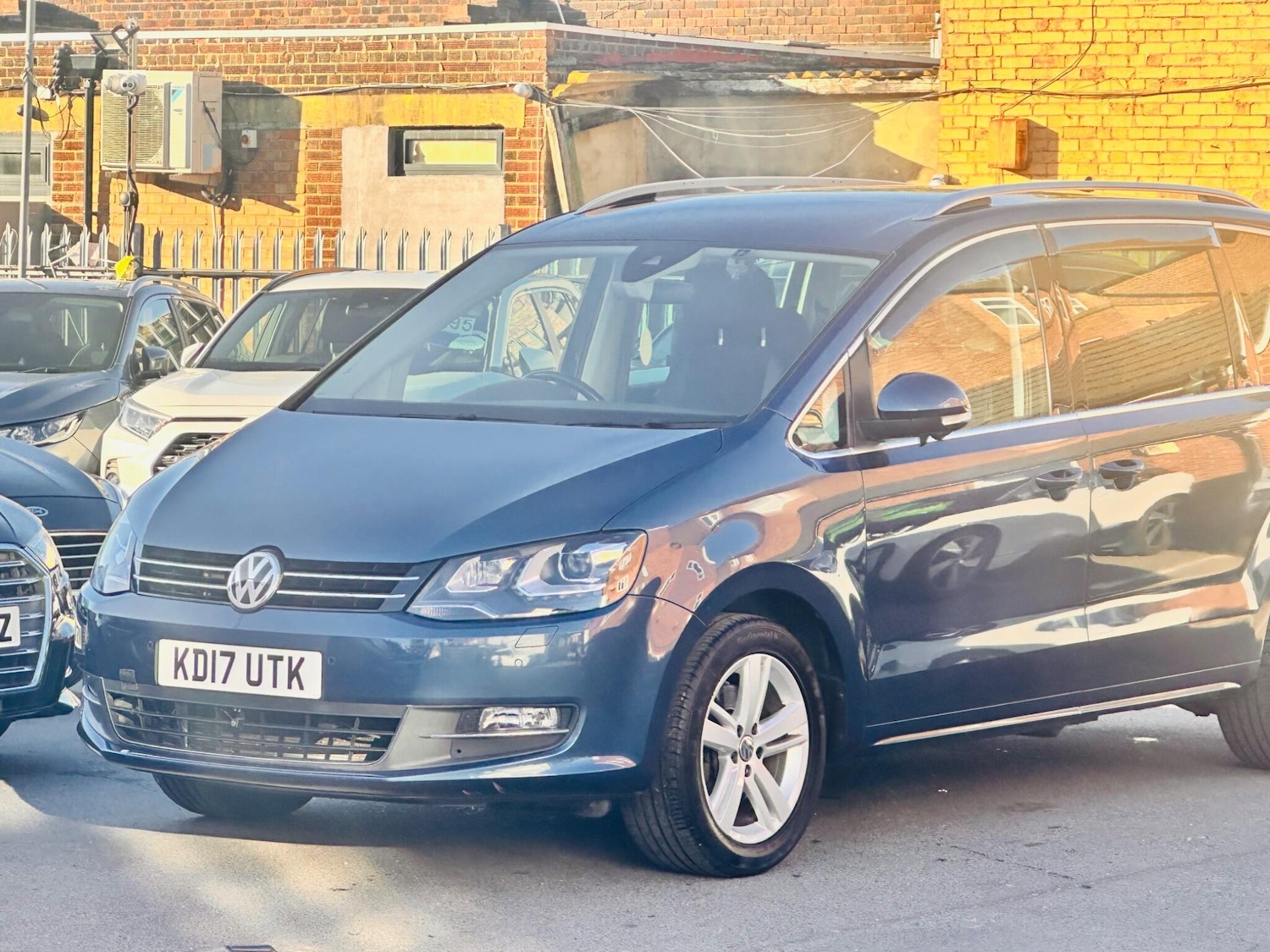 Used Volkswagen Sharan 2024 for sale - 76136035: Photo 4